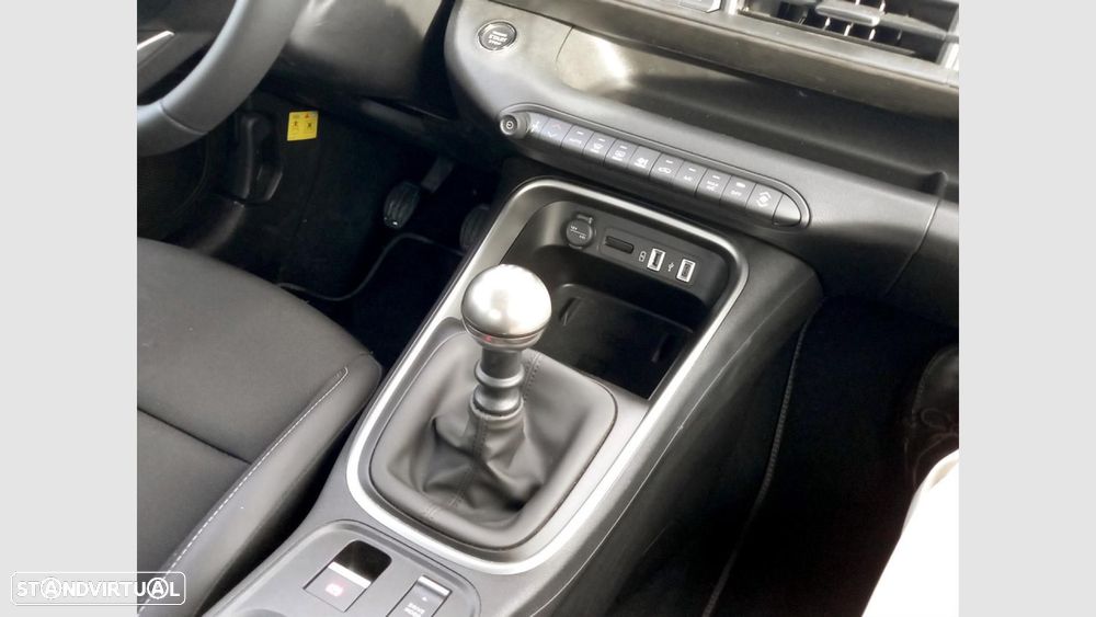 Jeep Avenger 1.2 GSE T3 Altitude - 22