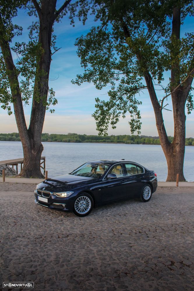 BMW 320 d Line Luxury - 1