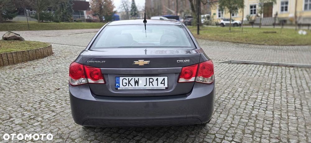 Chevrolet Cruze 1.8 LT+ - 27
