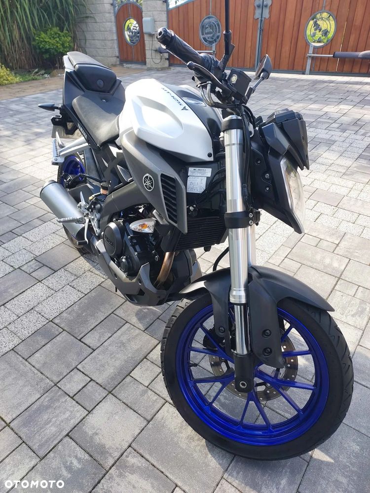Yamaha MT - 5