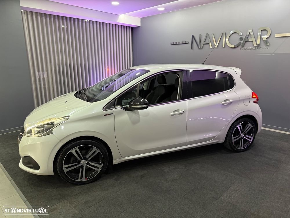 Peugeot 208 1.2 PureTech GT Line EAT6 - 25