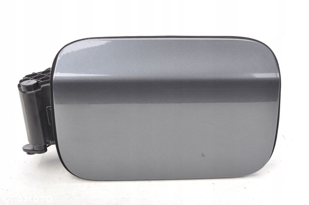 BMW 5 F10 LIFT KLAPKA WLEWU PALIWA B39 - 1