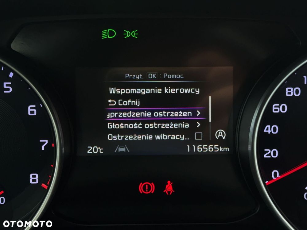 Kia XCeed - 23