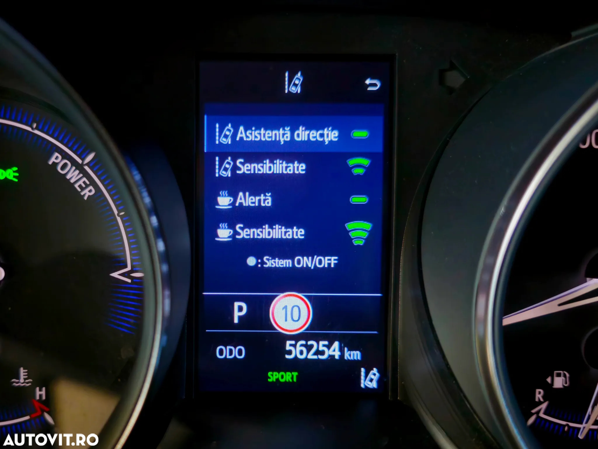 Toyota C-HR 2.0 Hybrid Team Deutschland - 28