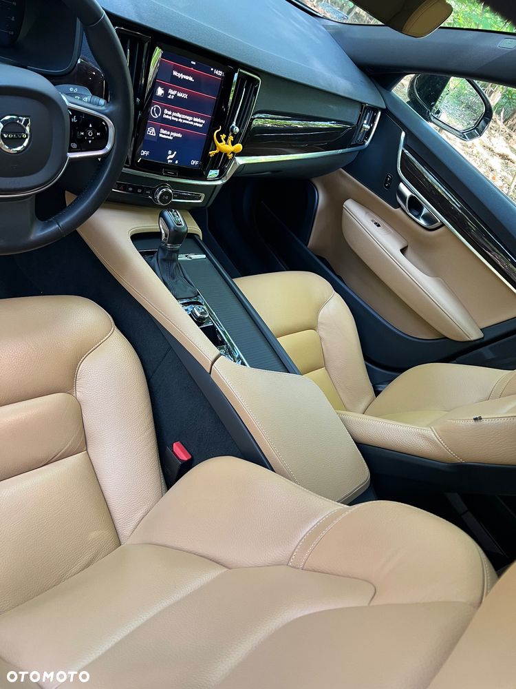 Volvo S90 D4 Momentum - 18