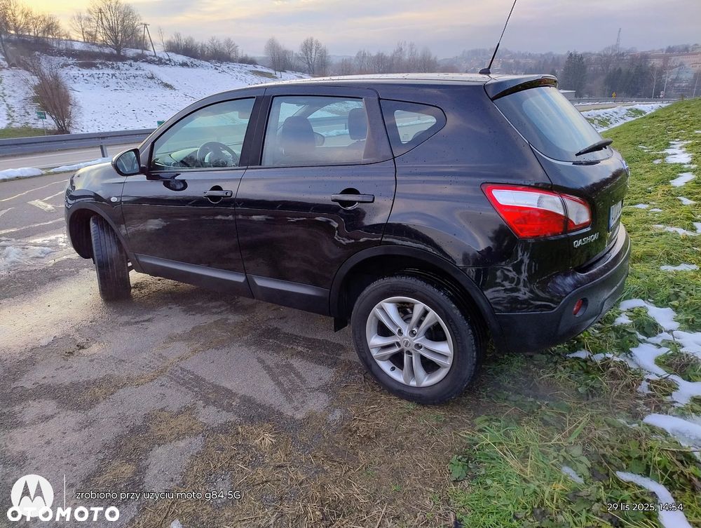 Nissan Qashqai 2.0 360 - 5