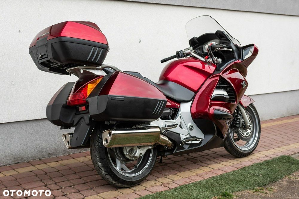 Honda ST - 4