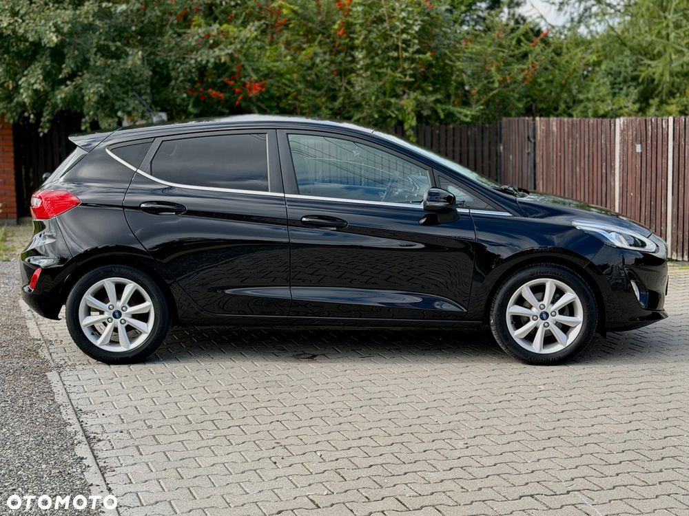 Ford Fiesta 1.0 EcoBoost S&S TITANIUM - 4