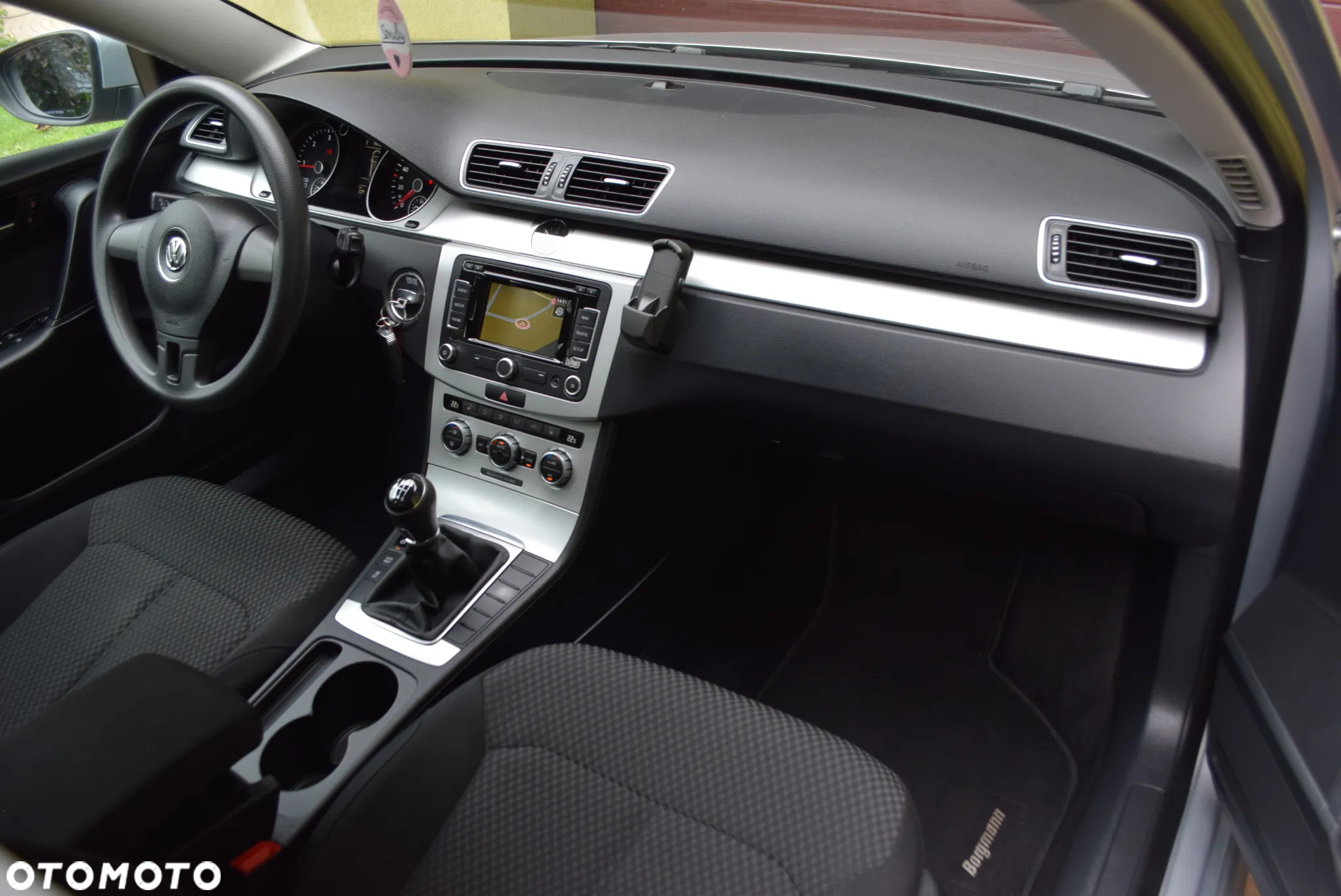 Volkswagen Passat Variant 2.0 Blue TDI SCR Comfortline - 14