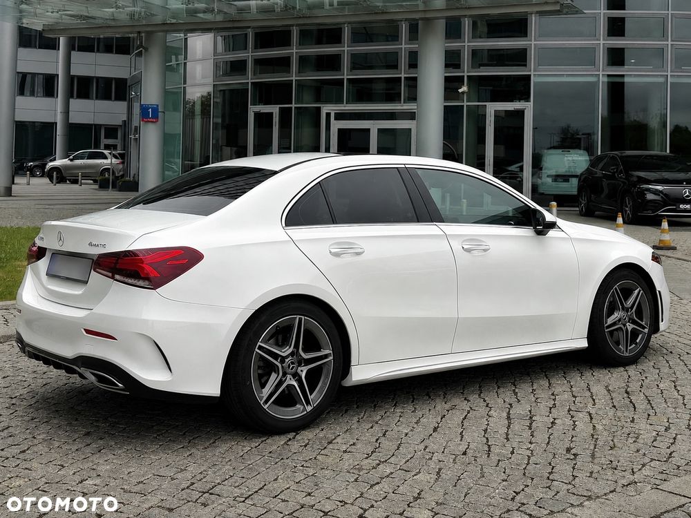 Mercedes-Benz Klasa A 220 4Matic 7G-DCT AMG Line - 3