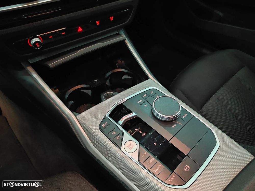 BMW 320 e Auto - 16