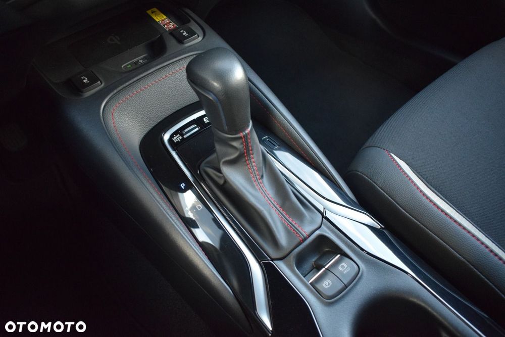 Toyota Corolla 2.0 Hybrid GR Sport - 27
