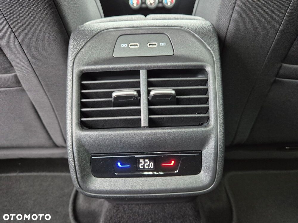 Skoda Superb 1.5 TSI Style DSG - 32