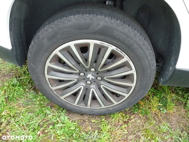 Peugeot 2008 PureTech 82 Allure - 14