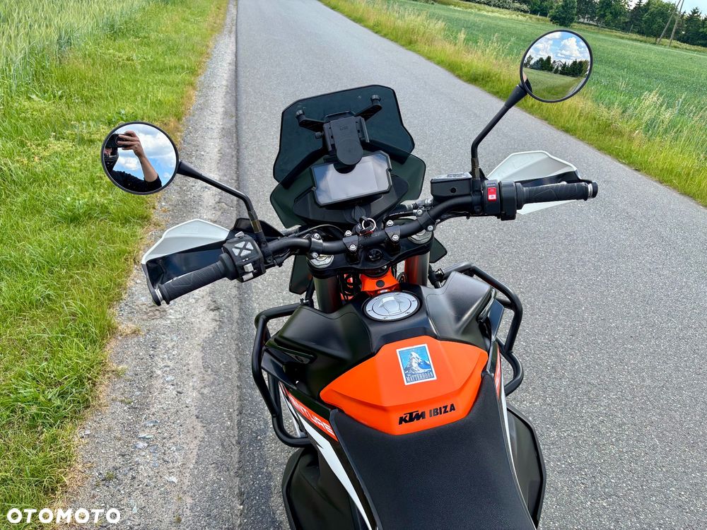 KTM Adventure - 34