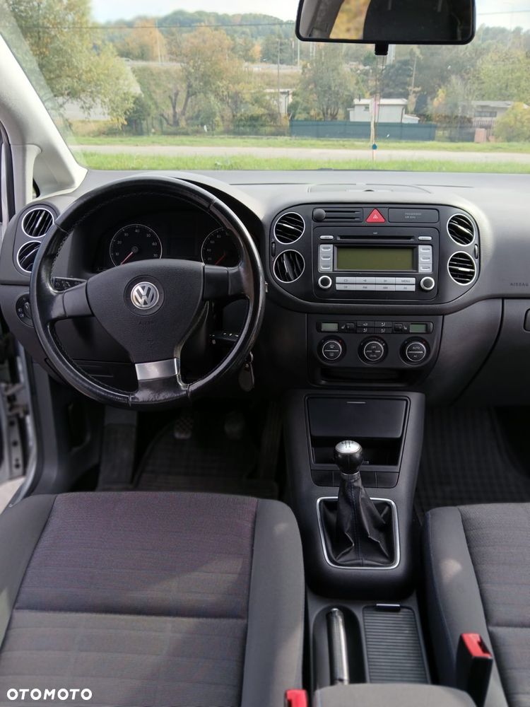Volkswagen Golf - 3