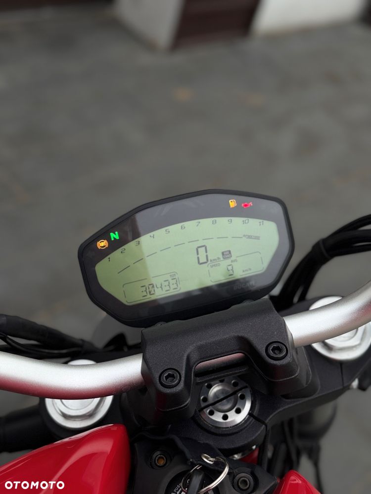 Ducati Monster - 9