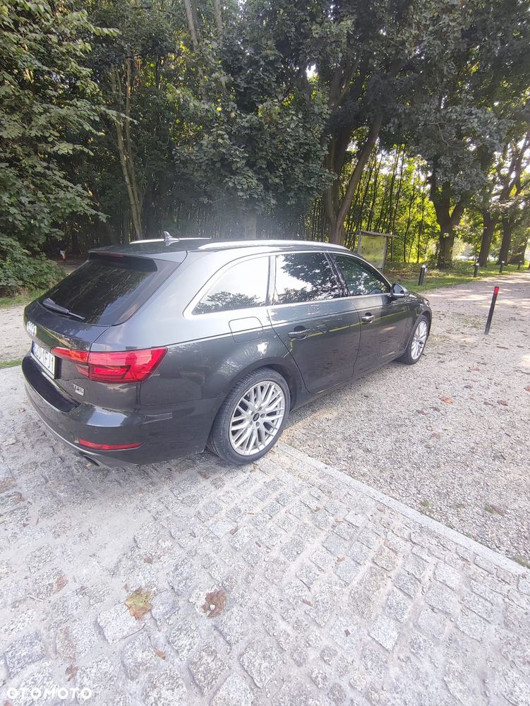 Audi A4 Avant 2.0 TFSI ultra S tronic - 2