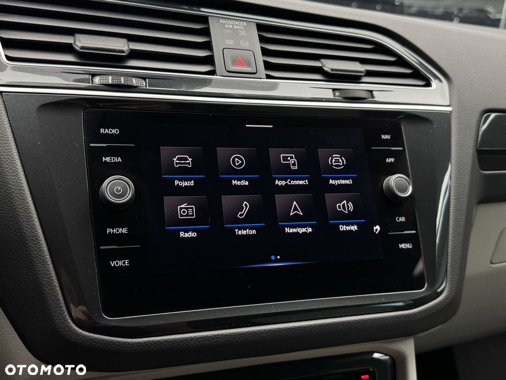 Volkswagen Tiguan 1.5 eTSI Elegance DSG - 31