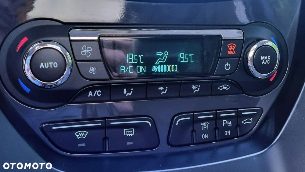 Ford Kuga - 15