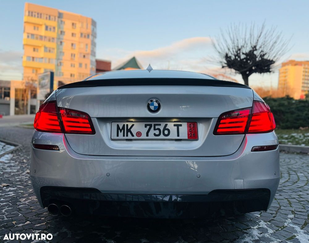 BMW Seria 5 525d Sport-Aut. - 9