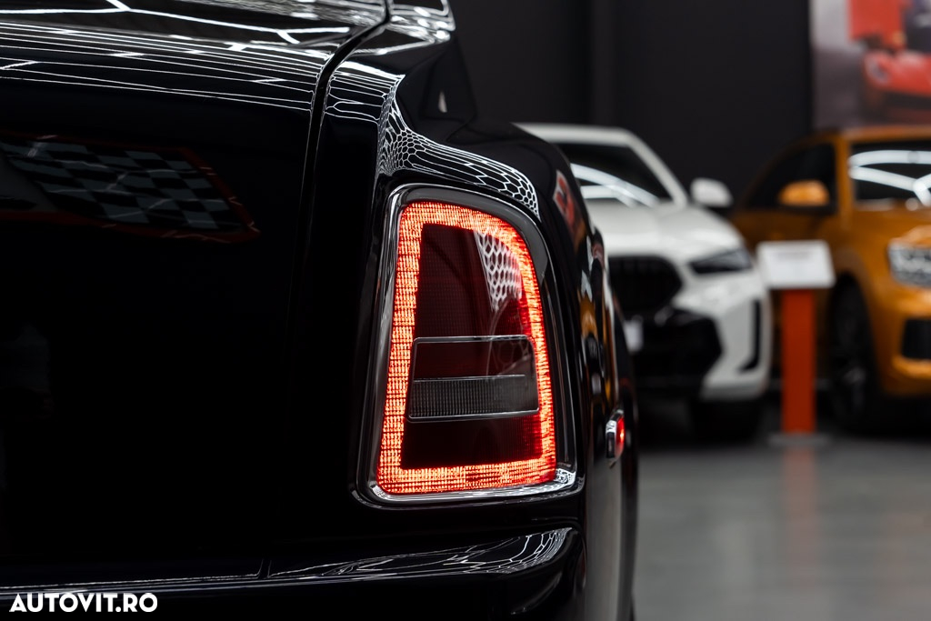 Rolls-Royce Phantom Standard - 5