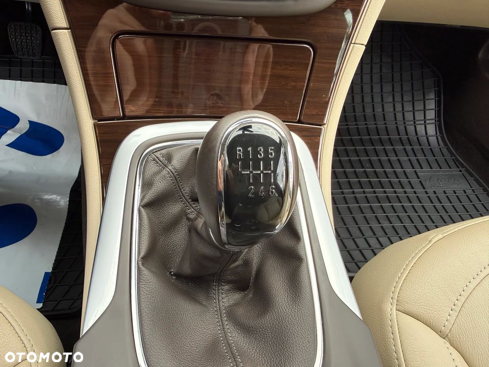 Opel Insignia 2.0 Turbo 4x4 Design Edition - 33