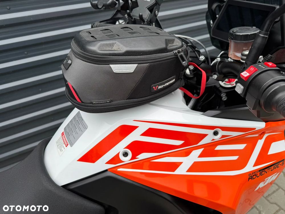 KTM Adventure - 18