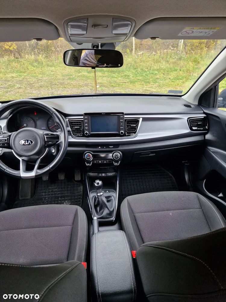 Kia Rio - 25