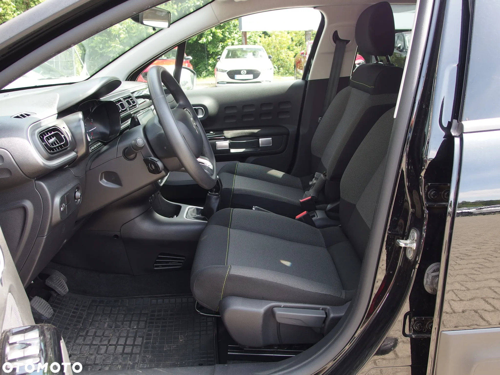 Citroën C3 1.2 PureTech Shine - 11