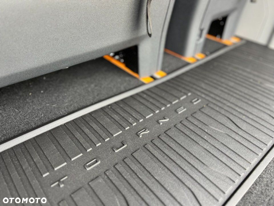 Ford Tourneo Custom - 7