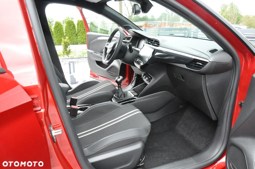 Opel Corsa 1.2 T GS S&S - 30