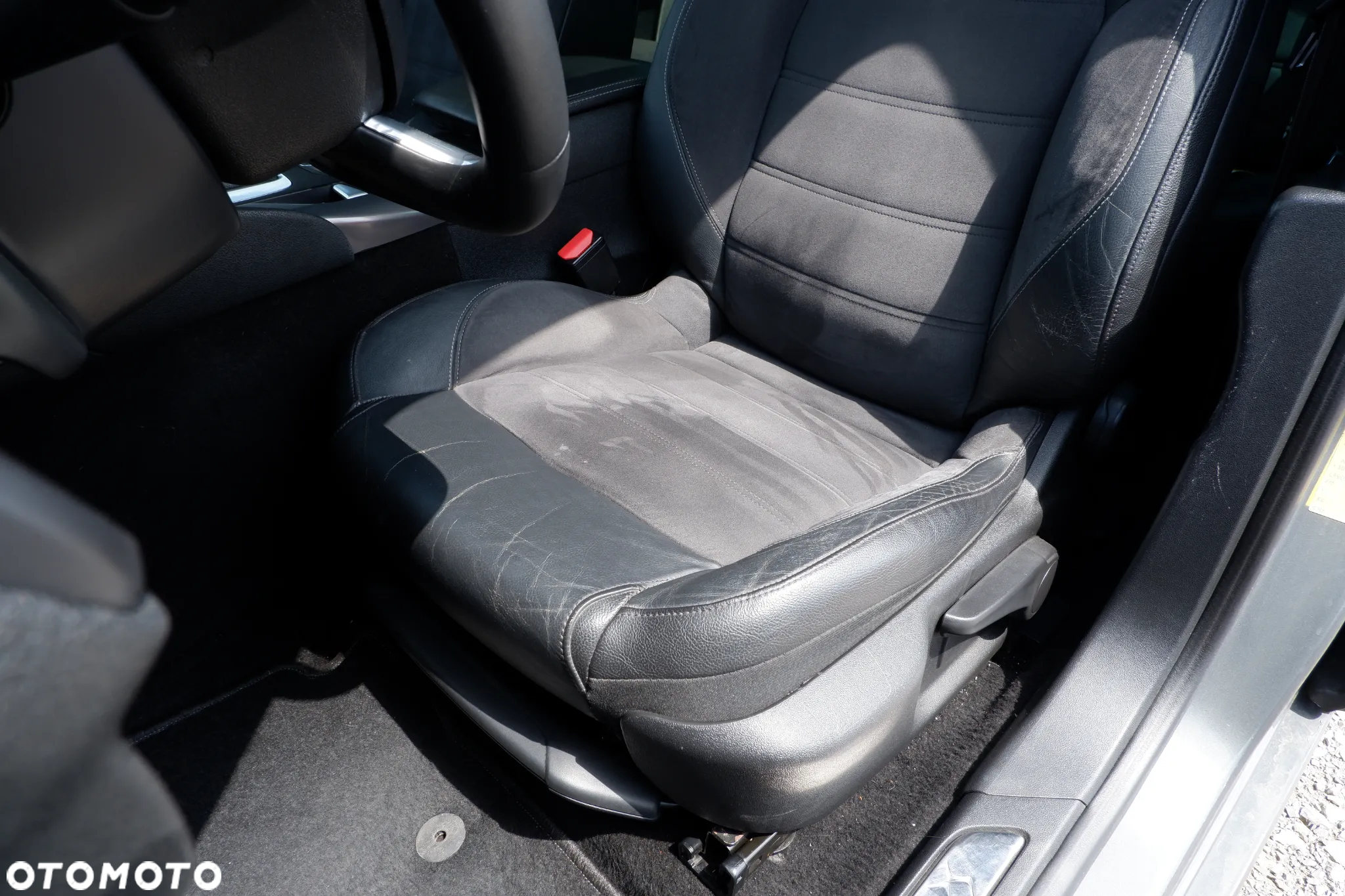 Citroën DS5 2.0 HDi SoChic - 28