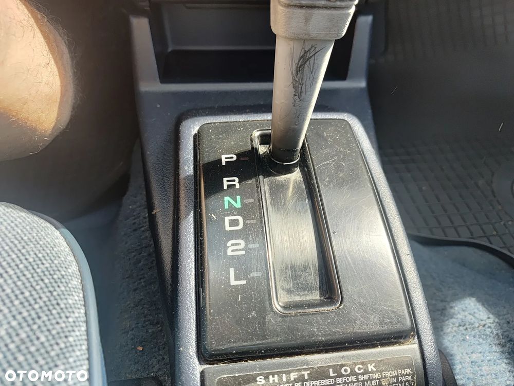 Mitsubishi Colt - 4