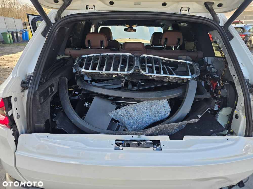 BMW X5 xDrive40i xLine - 16