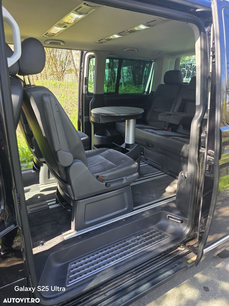 Volkswagen Multivan - 21