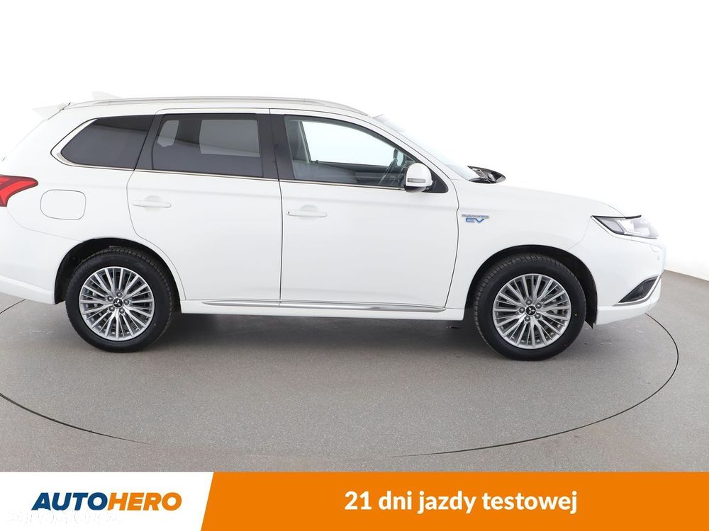 Mitsubishi Outlander - 7