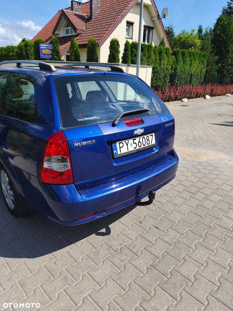 Chevrolet Nubira 1.8 Kombi CDX - 9