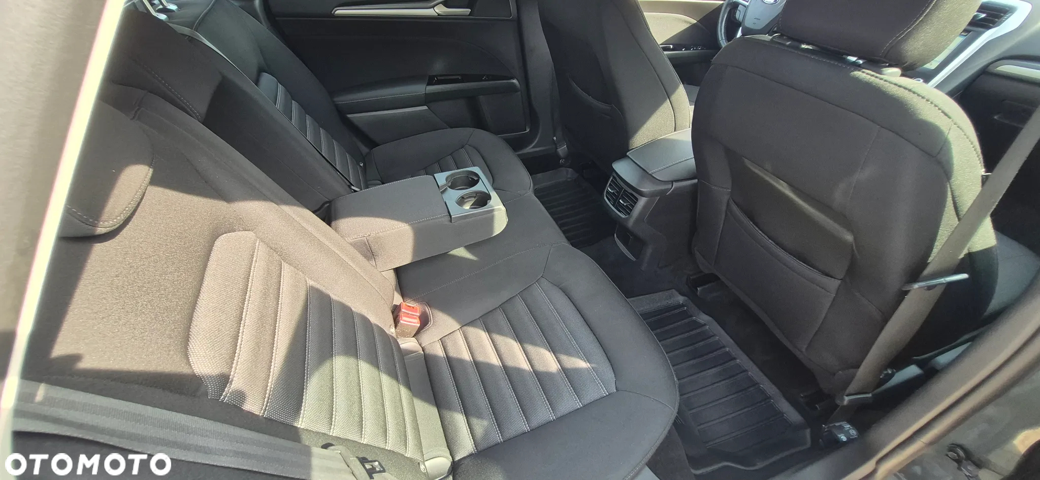 Ford Mondeo - 21