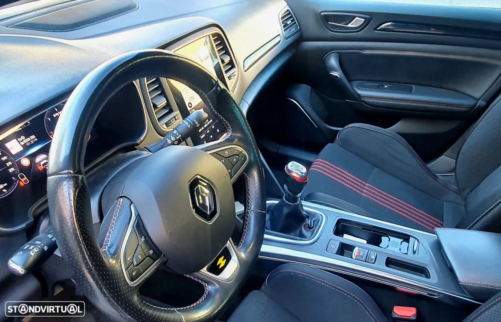 Renault Mégane 1.5 Blue dCi R.S. Line - 4