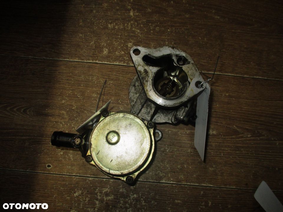 POMPA VACUM RENAULT LAGUNA II 2 1.9DCI 8200072985 - 1