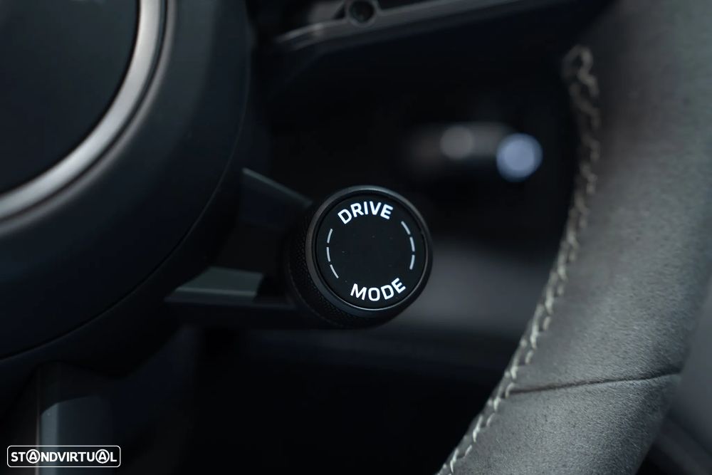 Porsche Taycan Cross Turismo 4 - 31