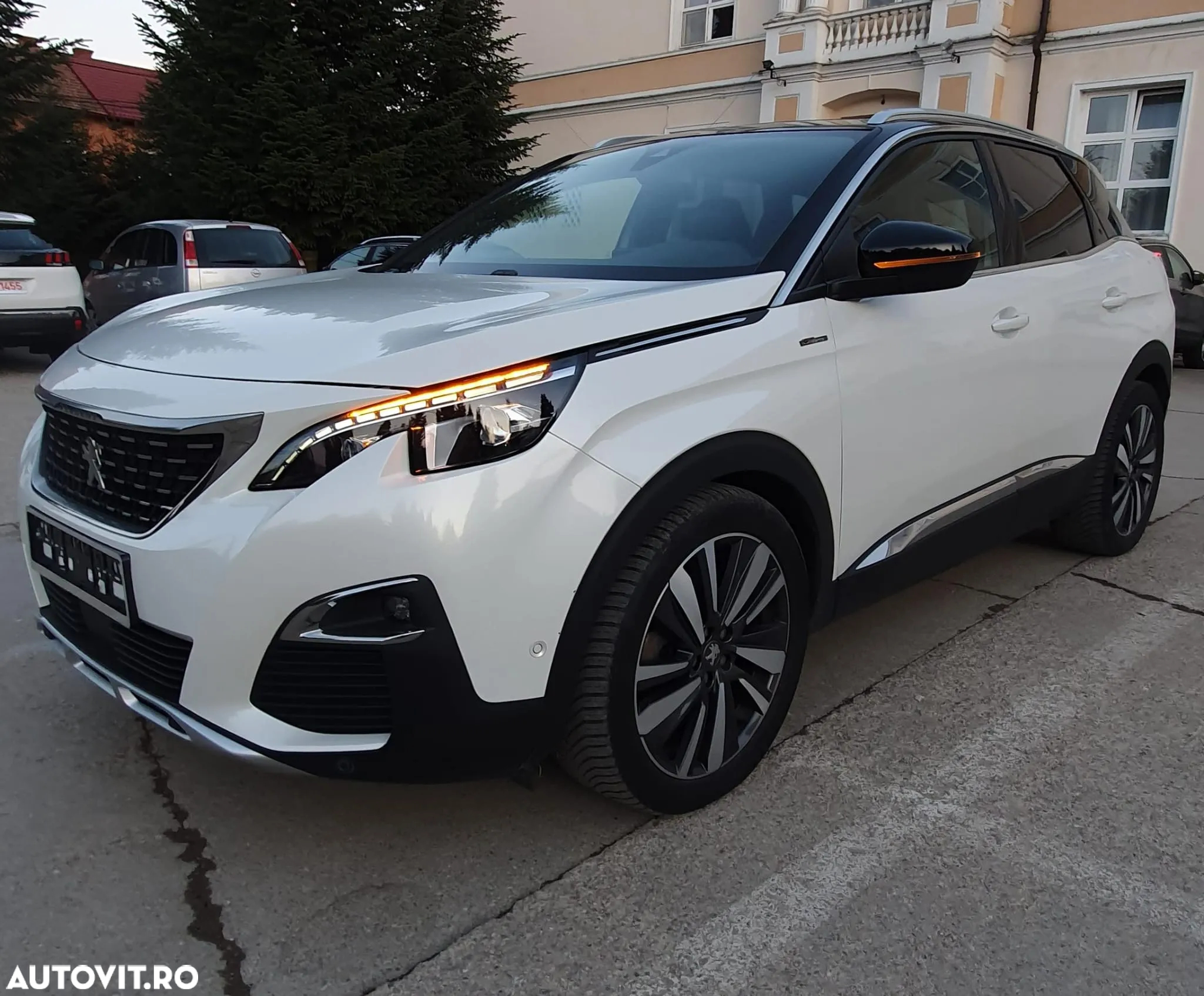 Peugeot 3008 1.2 PureTech Turbo S&S GT-Line - 2