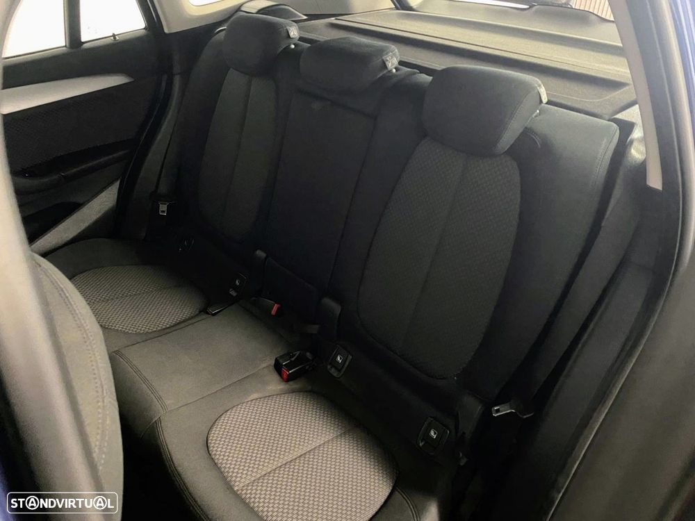 BMW X1 sDrive18d - 10