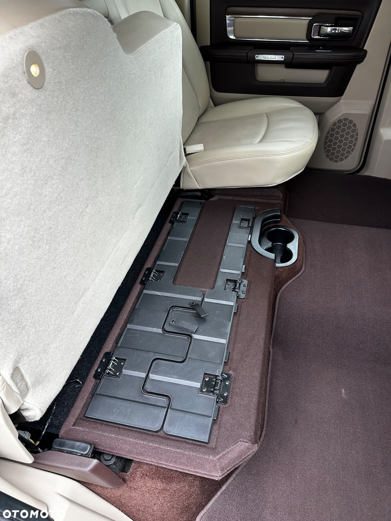 Dodge RAM 1500 5.7 4x4 - 26
