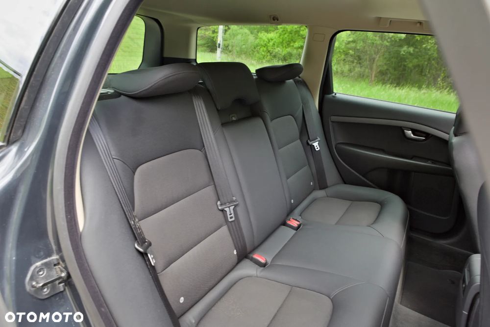 Volvo V70 - 28
