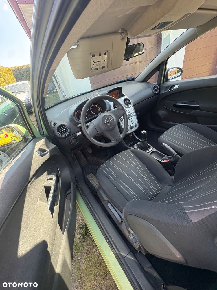 Opel Corsa 1.2 16V Easytronic Color Edition - 13