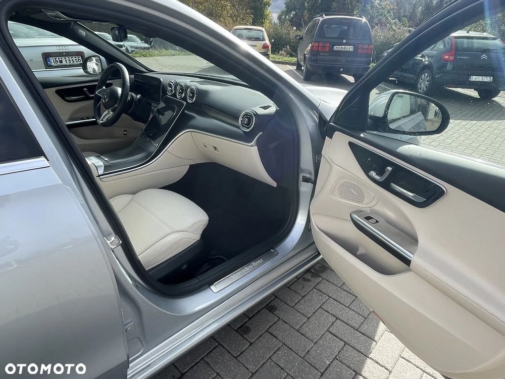 Mercedes-Benz Klasa C 200 9G-TRONIC - 13
