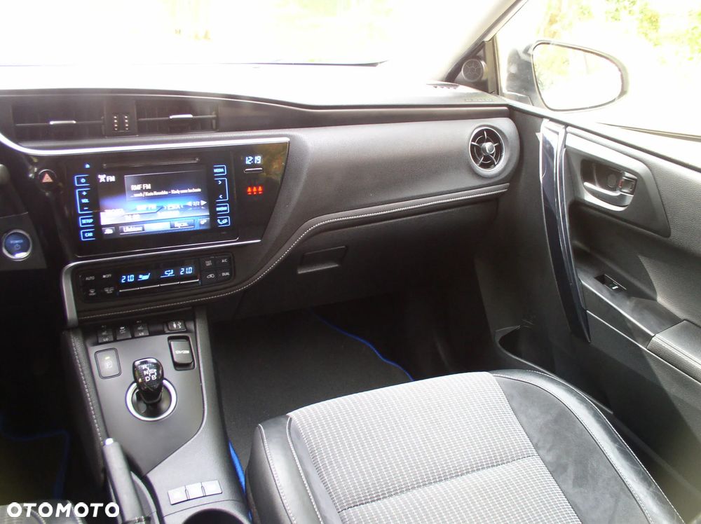 Toyota Auris 1.8 VVT-i Hybrid Automatik Touring Sports Executive - 7