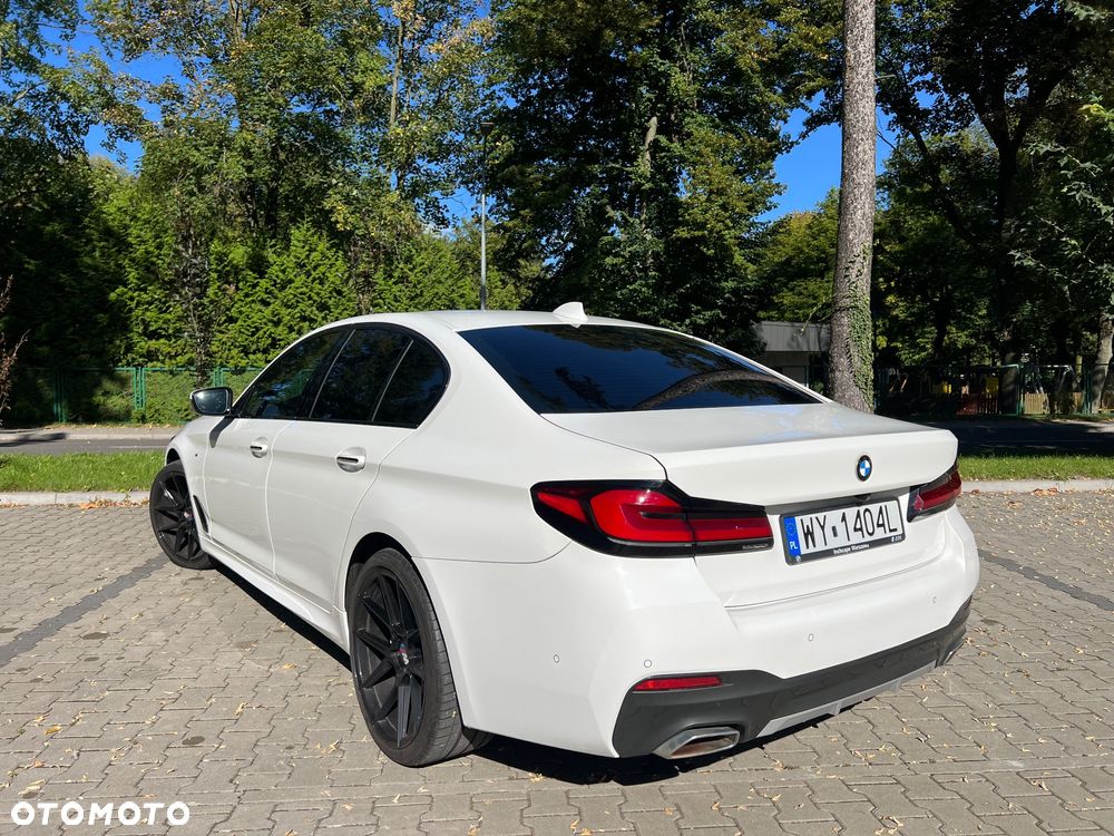 BMW Seria 5 520d xDrive M Sport sport - 4